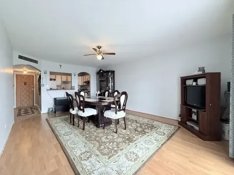 650 Murray Lane Des Plaines IL 60016