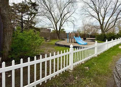 650 Murray Lane Des Plaines IL 60016