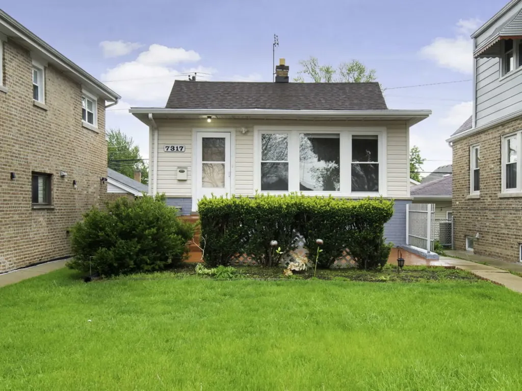 7317 West Pensacola Avenue Norridge IL 60706