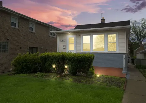 7317 West Pensacola Avenue Norridge IL 60706