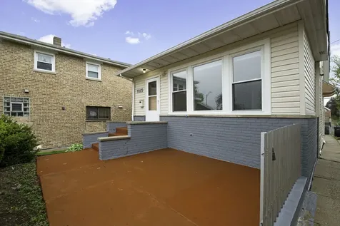 7317 West Pensacola Avenue Norridge IL 60706