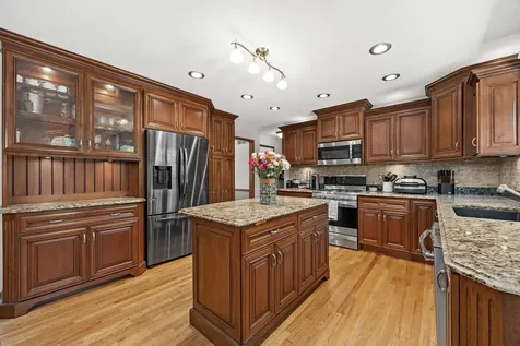 452 Windsor Drive Oswego IL 60543