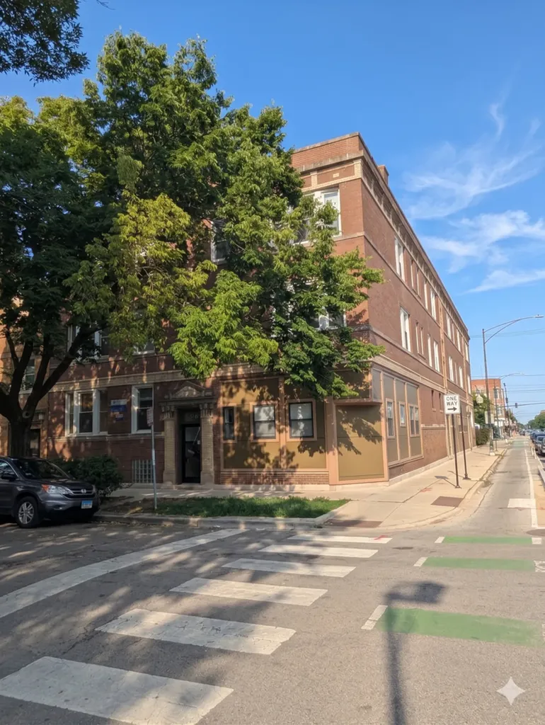 1945 West Augusta Avenue Chicago IL 60622