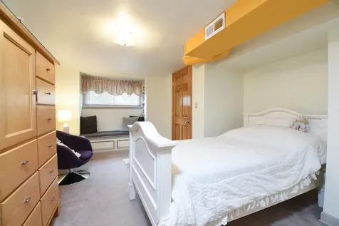 234 Southcote Road Riverside IL 60546