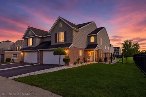 2495 Spruce Street Lynwood IL 60411
