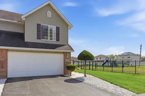 2495 Spruce Street Lynwood IL 60411