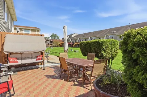 2495 Spruce Street Lynwood IL 60411