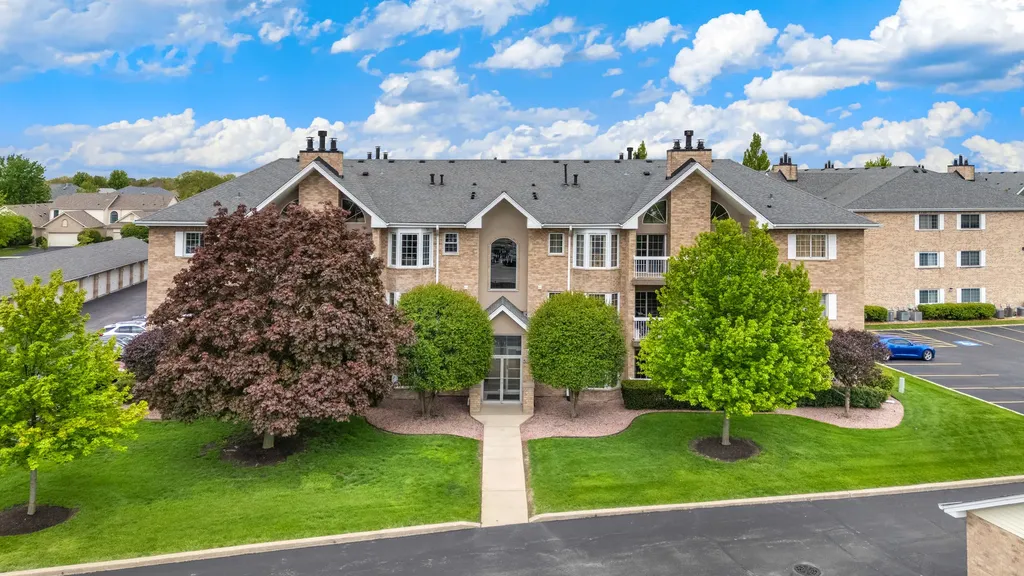7809 Bristol Park Drive Tinley Park IL 60477