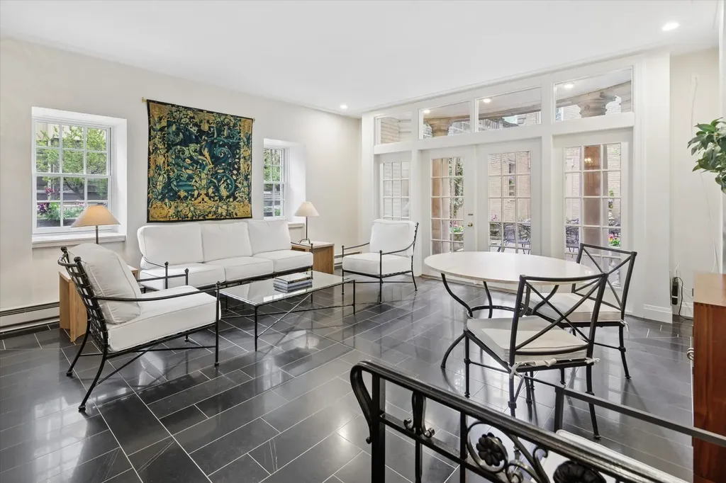 70 East Scott Street Chicago IL 60610