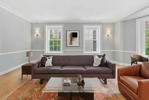 70 East Scott Street Chicago IL 60610