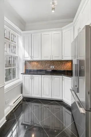 70 East Scott Street Chicago IL 60610