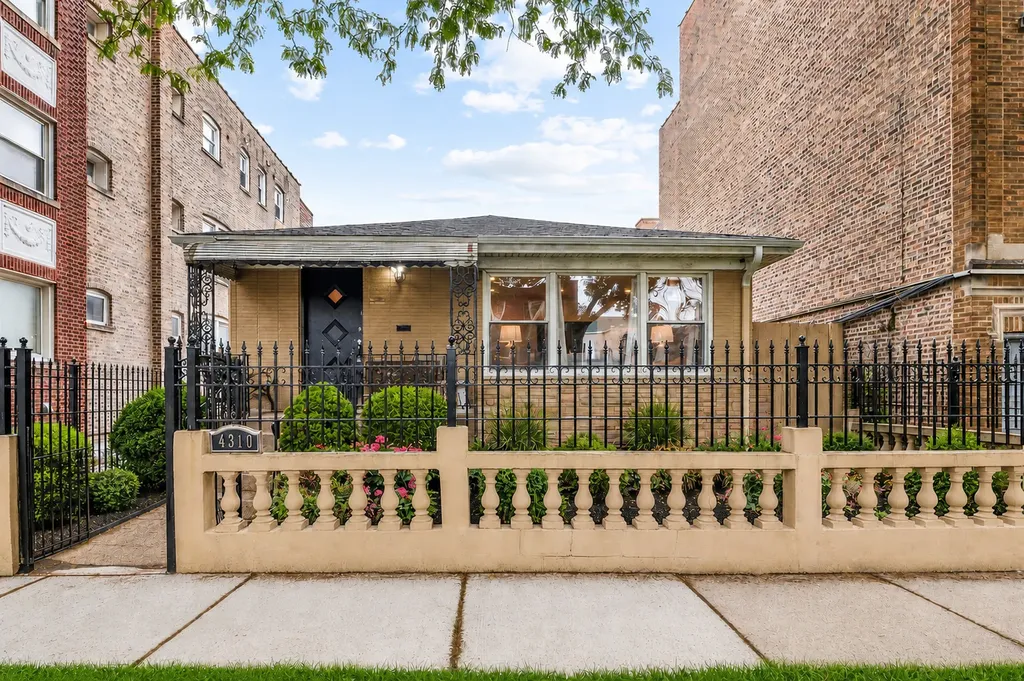 4310 West Shakespeare Avenue Chicago IL 60639