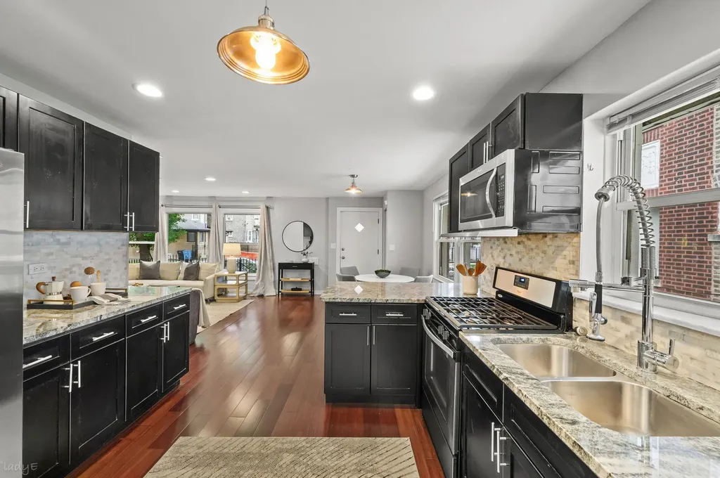 4310 West Shakespeare Avenue Chicago IL 60639