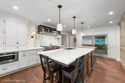 13 Deepwood Road Barrington Hills IL 60010