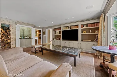 13 Deepwood Road Barrington Hills IL 60010