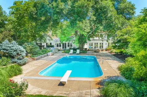 13 Deepwood Road Barrington Hills IL 60010