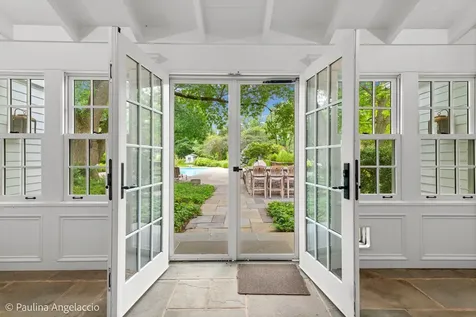 13 Deepwood Road Barrington Hills IL 60010