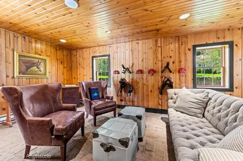 13 Deepwood Road Barrington Hills IL 60010