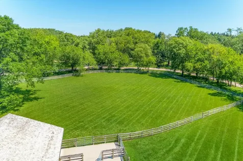 13 Deepwood Road Barrington Hills IL 60010