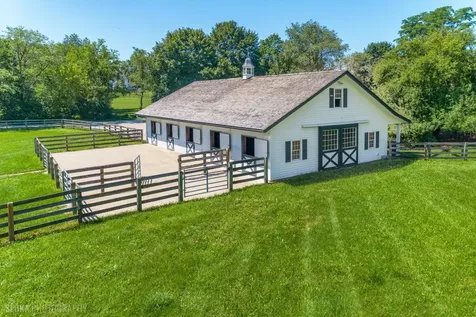 13 Deepwood Road Barrington Hills IL 60010