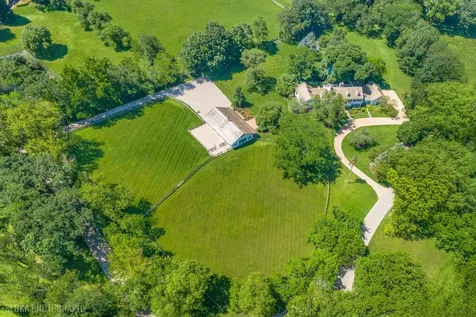 13 Deepwood Road Barrington Hills IL 60010