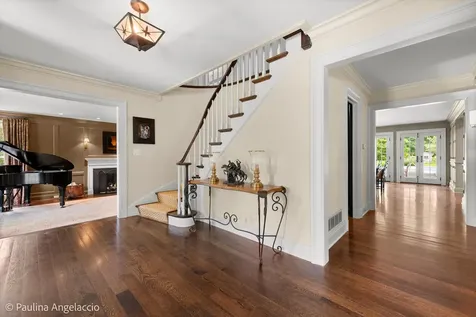 13 Deepwood Road Barrington Hills IL 60010