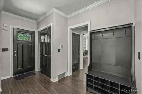 5016 North Oak Street Crystal Lake IL 60012