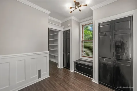 5016 North Oak Street Crystal Lake IL 60012
