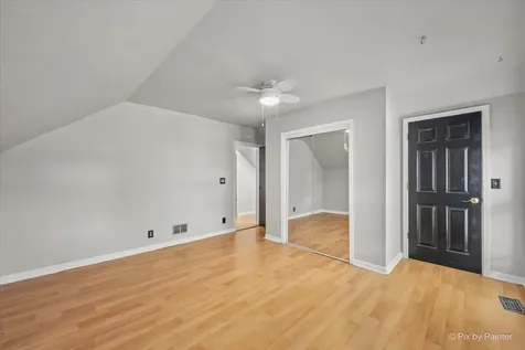 5016 North Oak Street Crystal Lake IL 60012