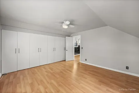 5016 North Oak Street Crystal Lake IL 60012