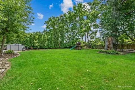 5016 North Oak Street Crystal Lake IL 60012