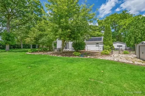 5016 North Oak Street Crystal Lake IL 60012