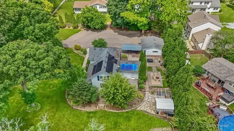 5016 North Oak Street Crystal Lake IL 60012