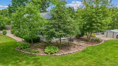 5016 North Oak Street Crystal Lake IL 60012