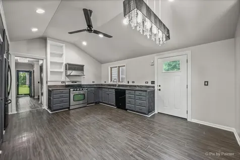 5016 North Oak Street Crystal Lake IL 60012
