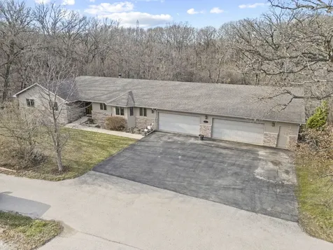9001 East Mcevilly Road Minooka IL 60447