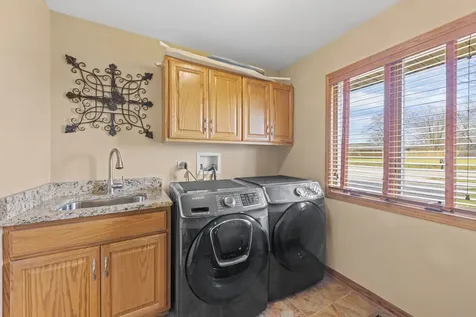 9001 East Mcevilly Road Minooka IL 60447