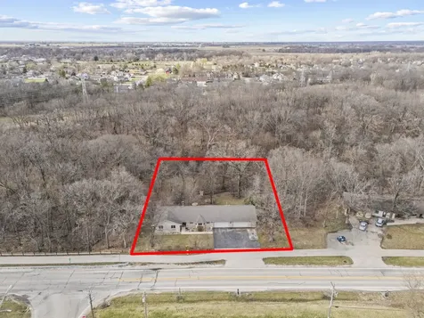 9001 East Mcevilly Road Minooka IL 60447