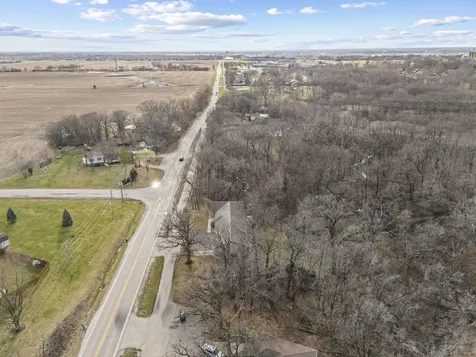 9001 East Mcevilly Road Minooka IL 60447