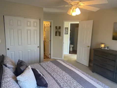 3366 Ravinia Circle Aurora IL 60504