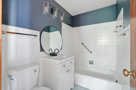 5619 West Park Avenue Cicero IL 60804