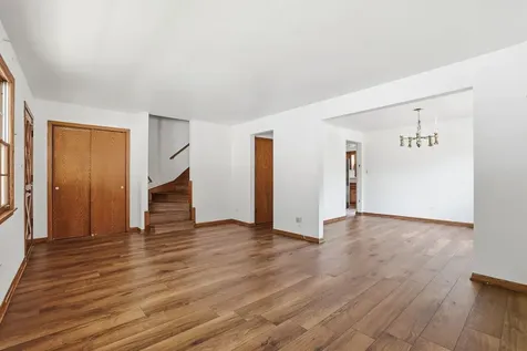 5619 West Park Avenue Cicero IL 60804