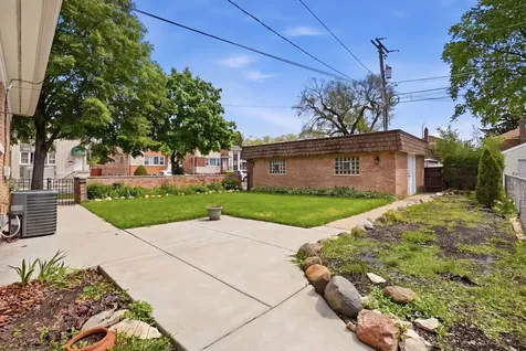 5619 West Park Avenue Cicero IL 60804