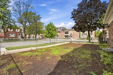 5619 West Park Avenue Cicero IL 60804