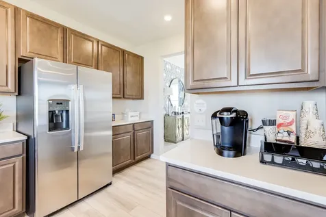 713 Erwin Street Oswego IL 60543
