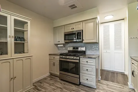 1475 Rebecca Drive Hoffman Estates IL 60194