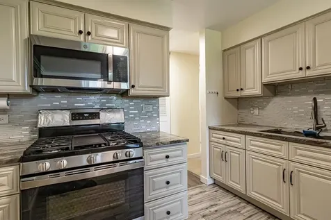 1475 Rebecca Drive Hoffman Estates IL 60194