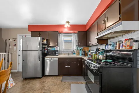 16466 Terry Lane Oak Forest IL 60452