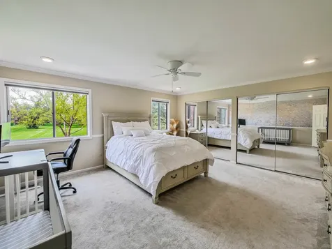 1336 Fairfax Lane Buffalo Grove IL 60089