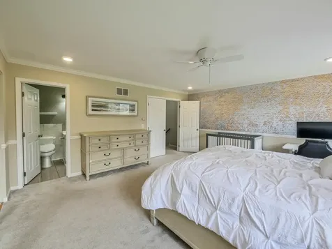 1336 Fairfax Lane Buffalo Grove IL 60089